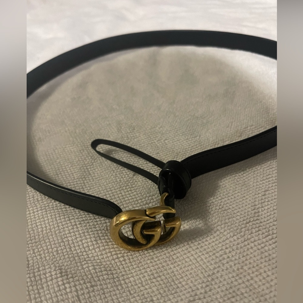 Black Gucci Leather Belt with Double G buckle